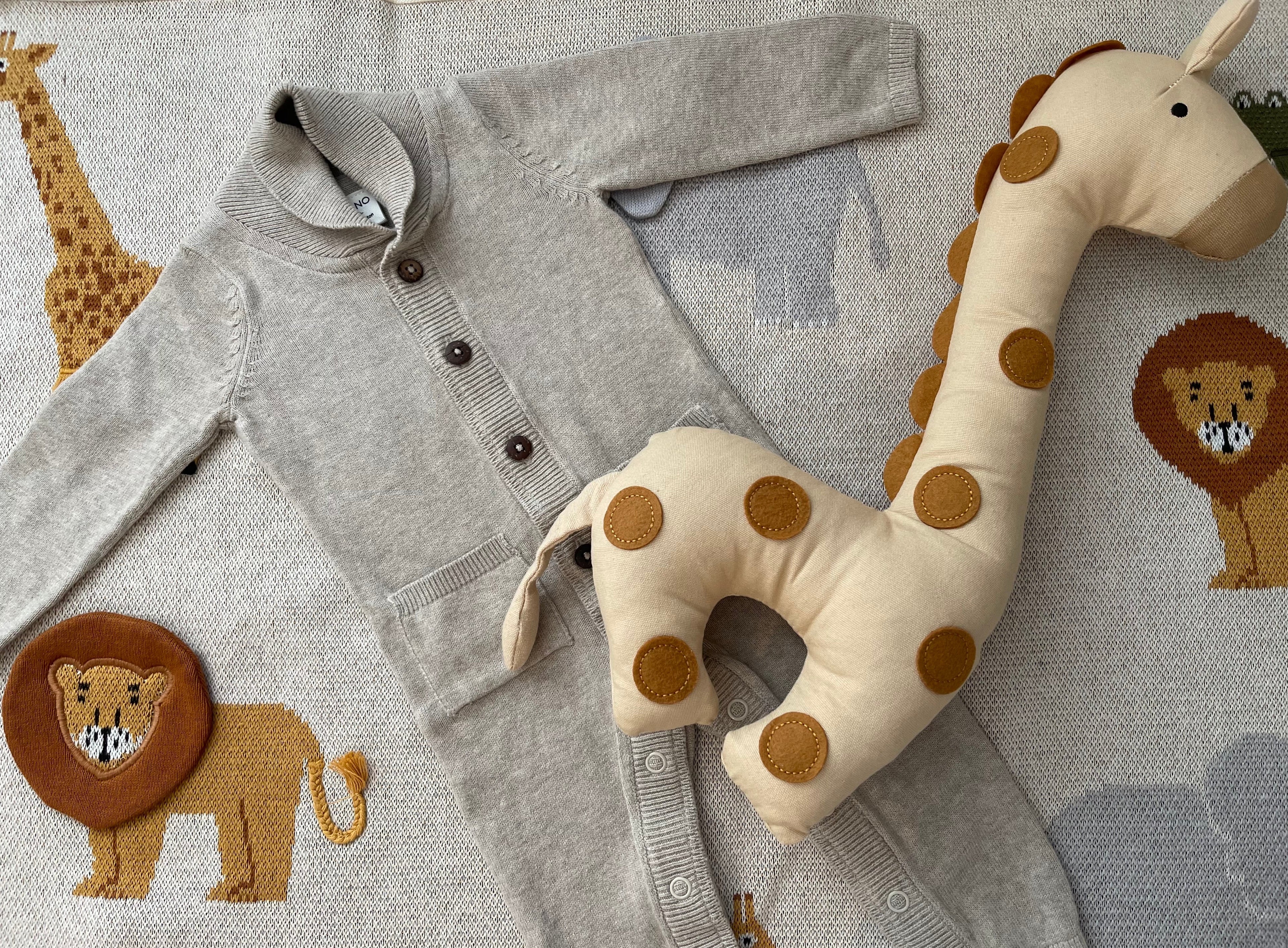 Organic 3D Jacquard Sweater Knit Baby Blanket