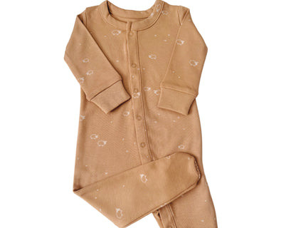 Tan Lamb Print Organic Cotton Footie – Baby Girl &amp; Baby Boy | Tuki Tuki Baby