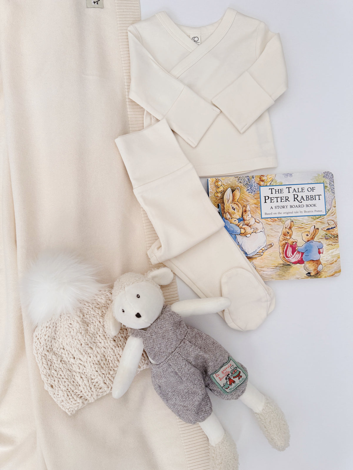 The Gentle Beginnings Heirloom Box Gender Neutral