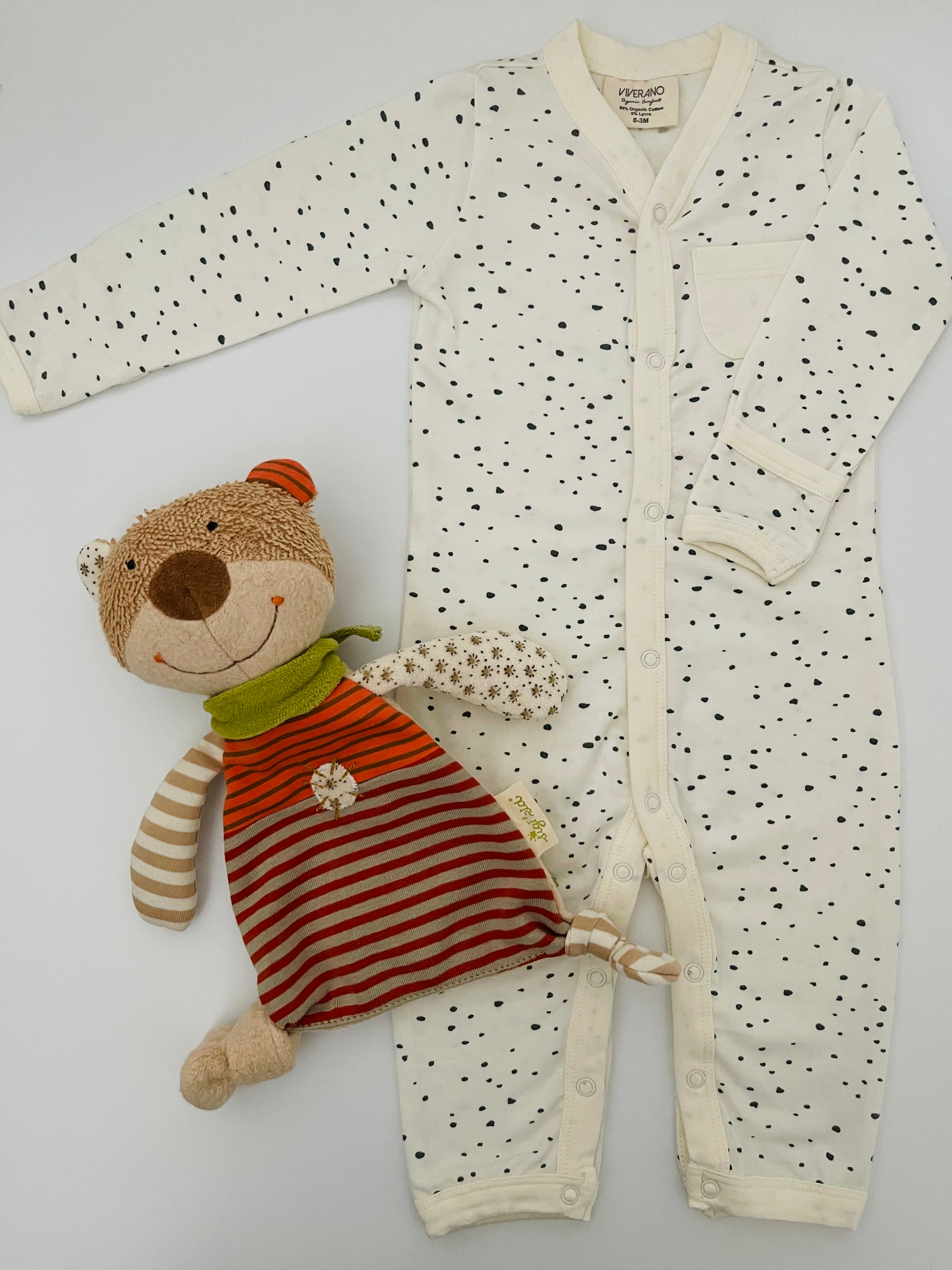 Ivory Pebble Design  Romper In Organic Cotton