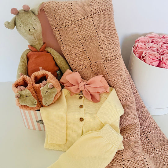 Vanilla Rose Box